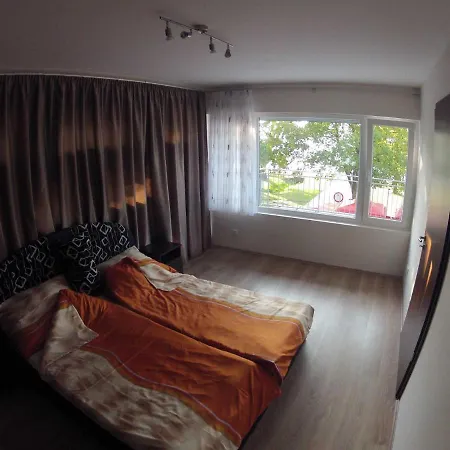 Apartamento House And Apts. In Siofok/balaton 34362 Siófok