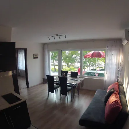 Apartamento House And Apts. In Siofok/balaton 34362 Siófok