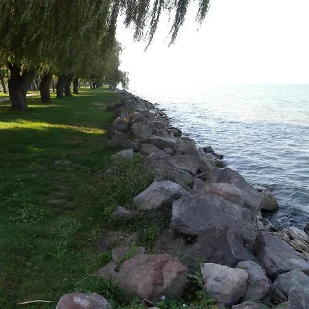 House And Apts. In Siofok/balaton 34362 Apartamento Siófok